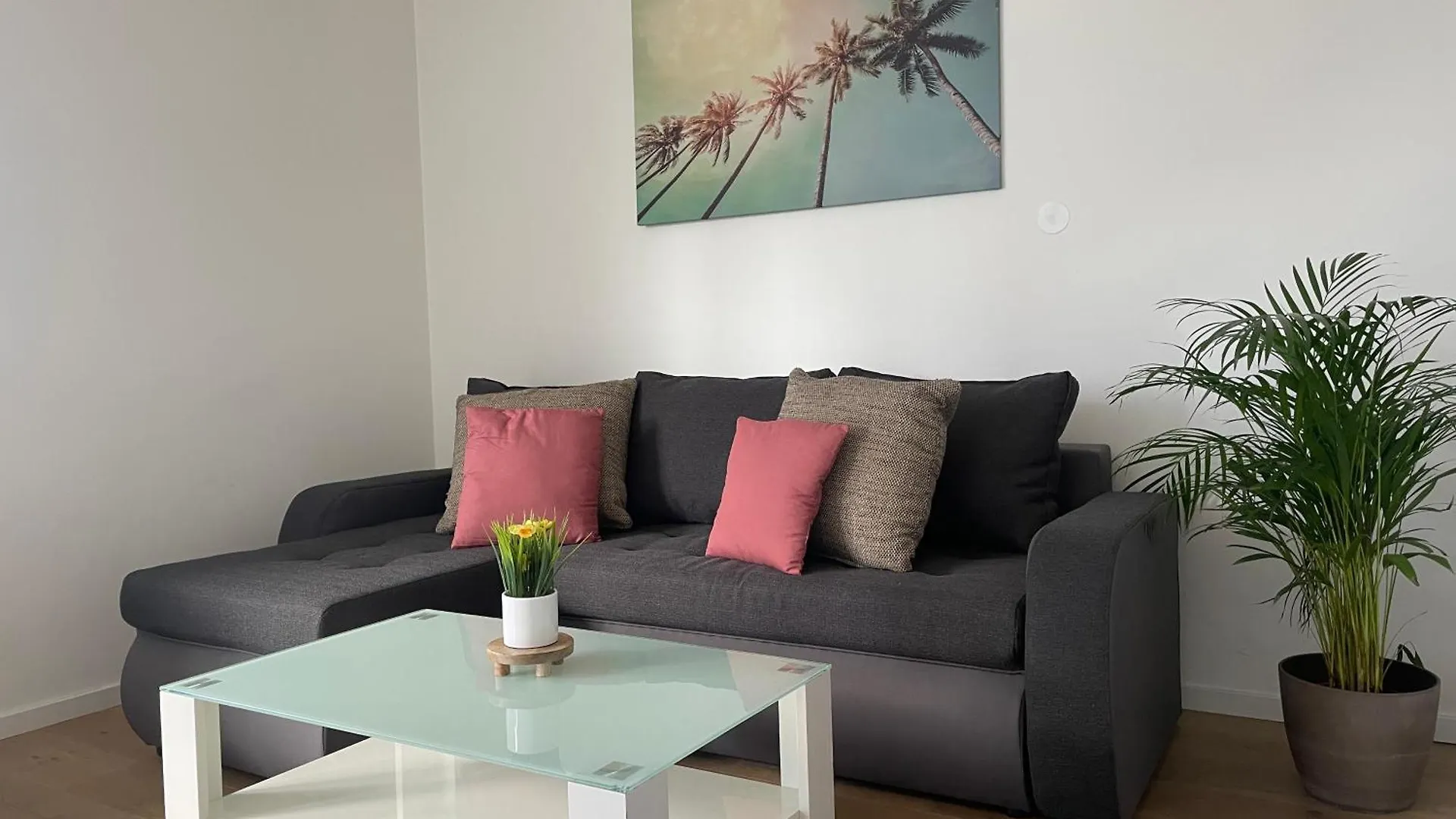 Central Large Apartment With Balcony Vienna